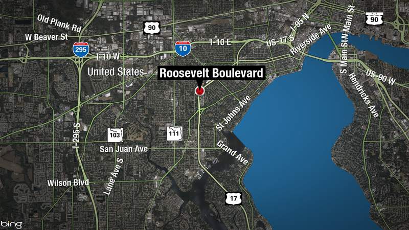 1 critically injured in Roosevelt Boulevard crash, police say