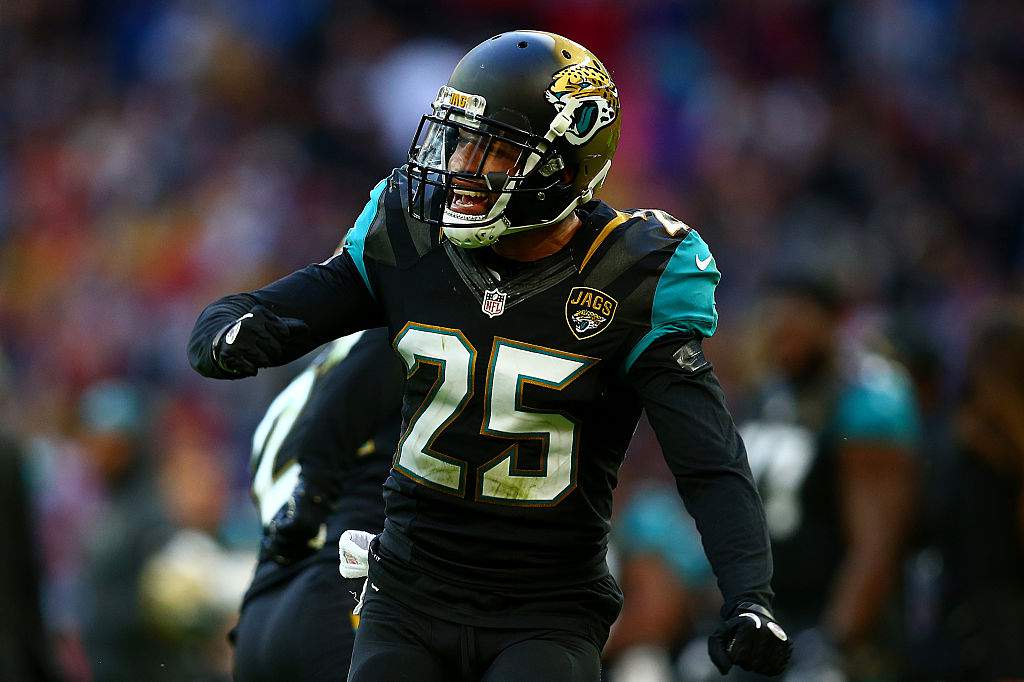 Former Jaguar and Doug Marrone have healthy conversation about social justice issues