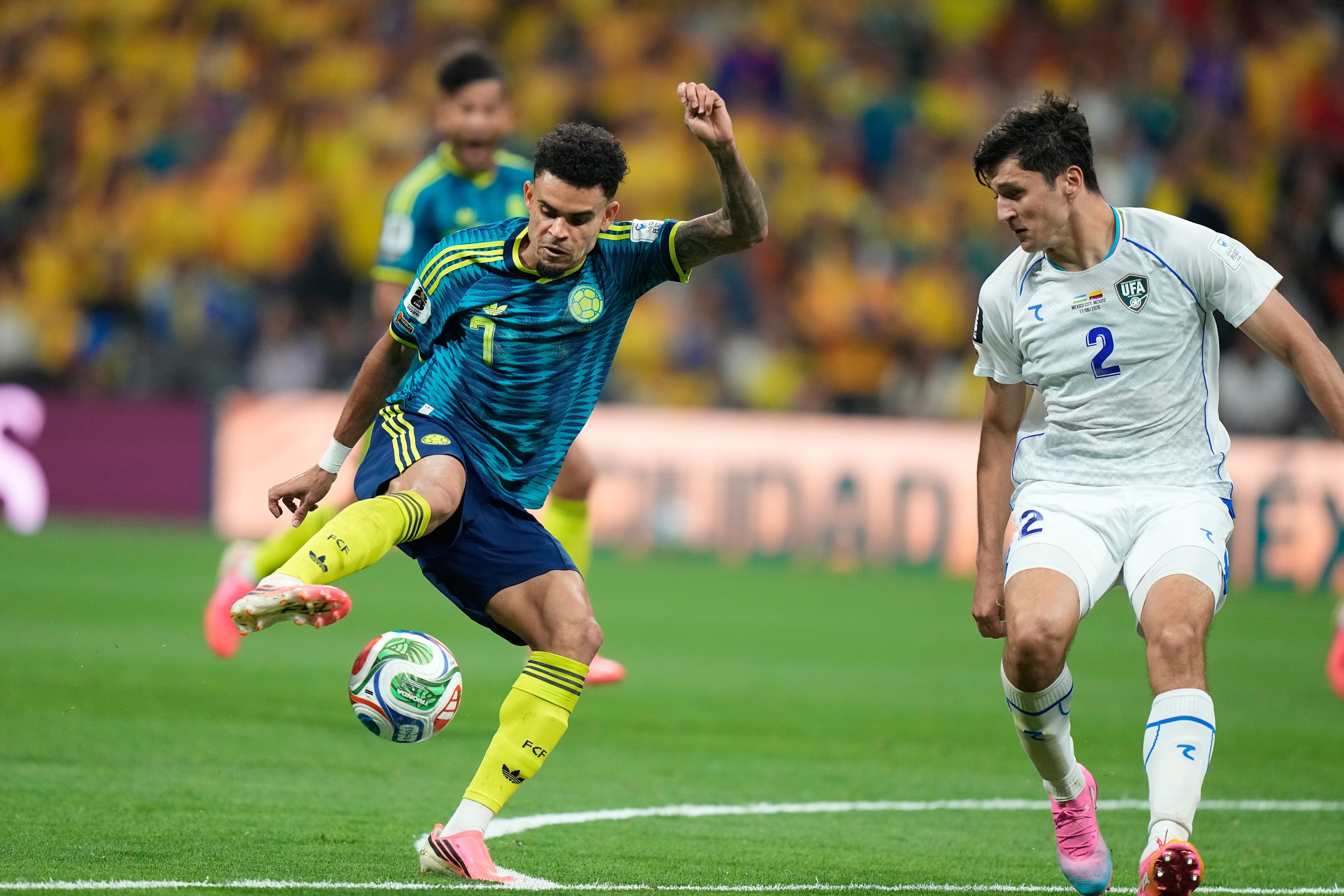 Luis Díaz sparks Colombia to a 3-1 win over Uzbekistan in its World Cup opener