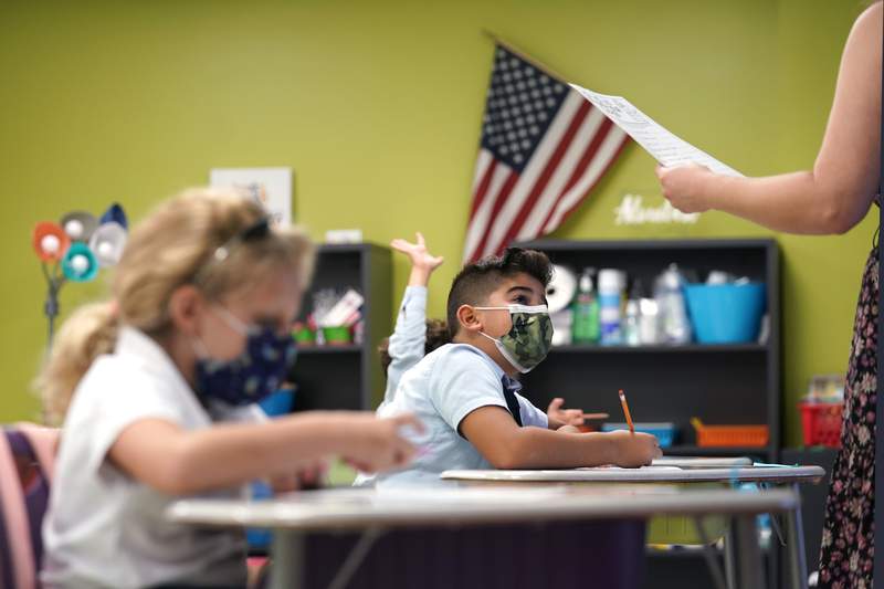 Florida sees substitute teacher shortage during pandemic
