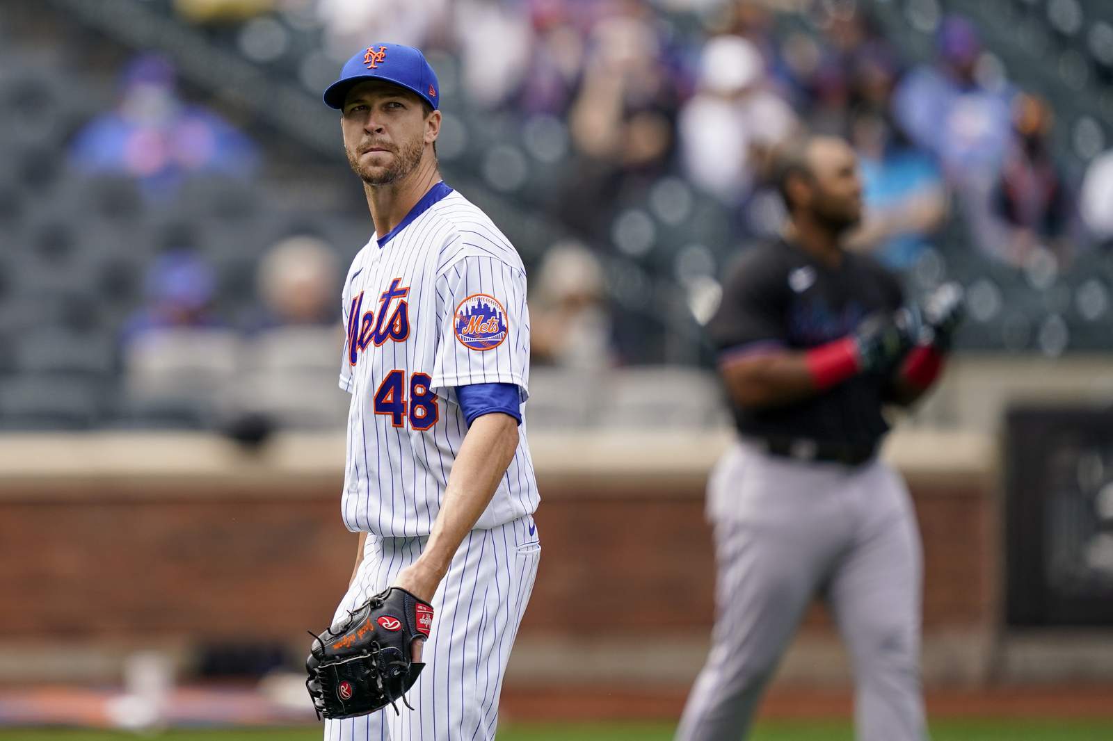 LEADING OFF: Mets eye clear weather at last, Cubs HBP woes