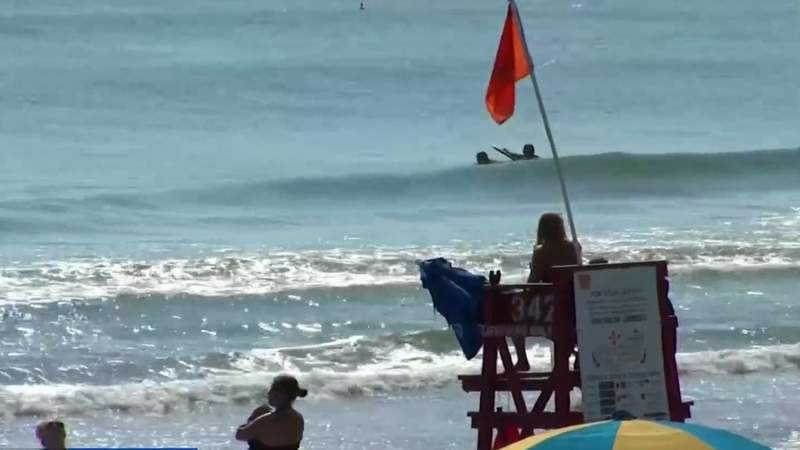 Lifeguards: Man drowns in rough surf off Daytona Beach