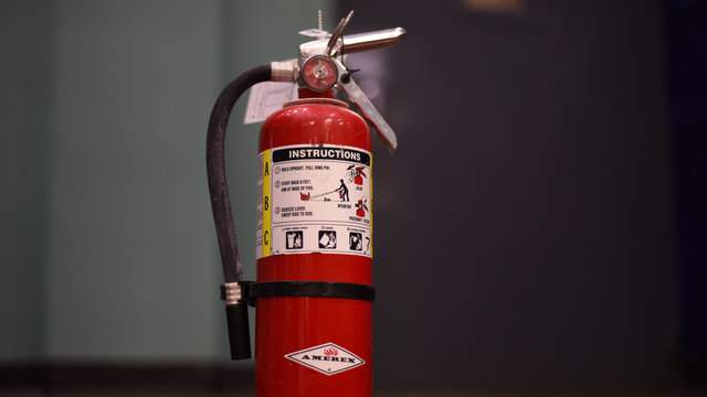 Fire extinguisher dry off lands Florida man in jail