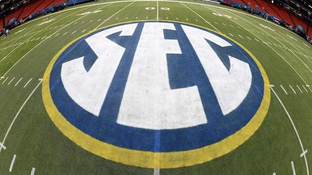 Gators Breakdown: SEC goes with 10-game conference-only schedule for 2020 | Desmond Watson commits