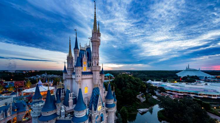 Disney suspends college internship program amid pandemic