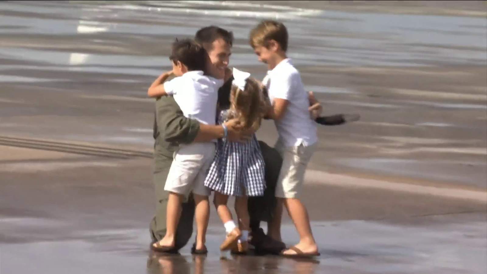 Homecoming surprise for family at NAS Jacksonville