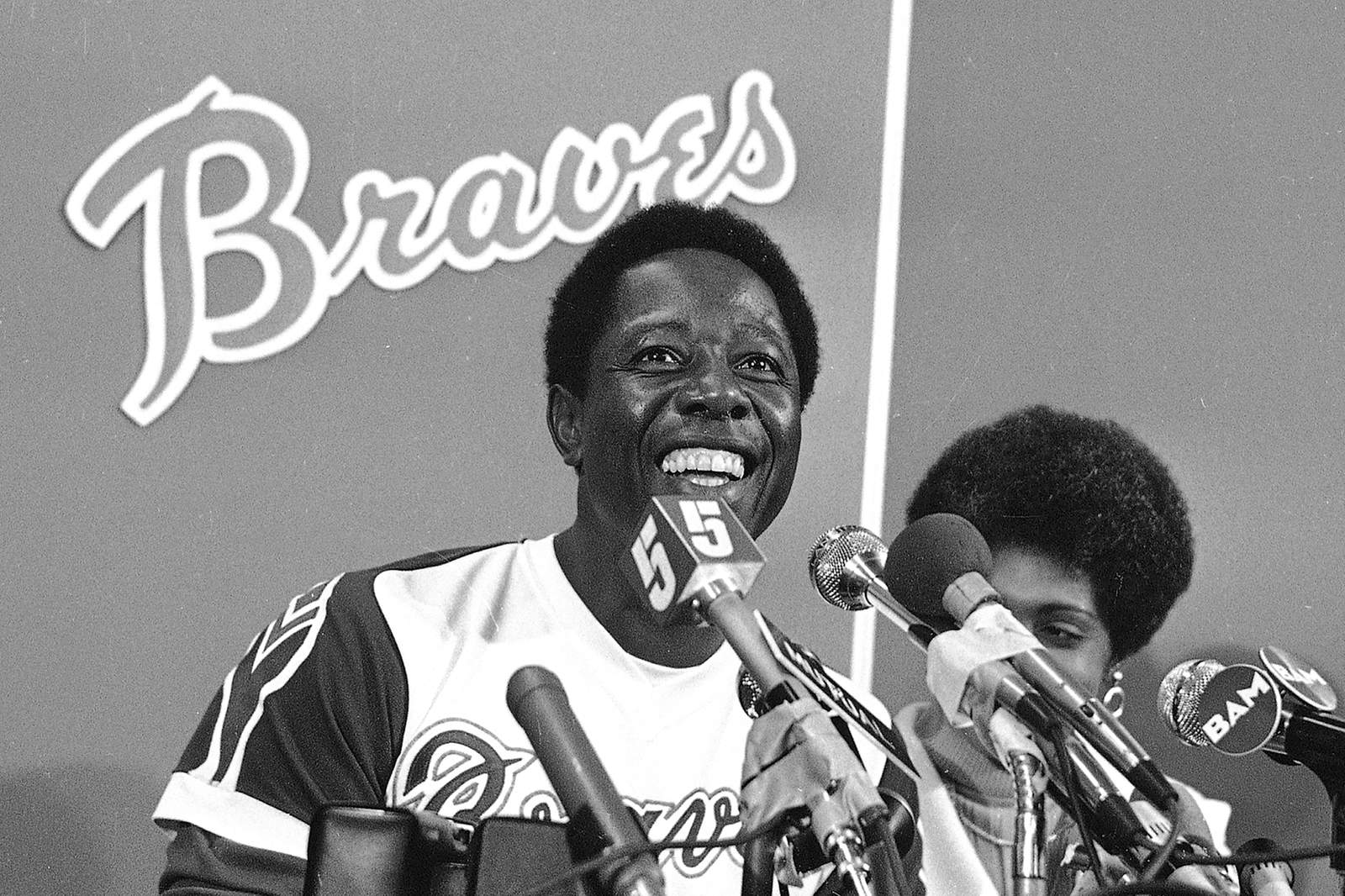Timeline of Hank Aaron’s life and career