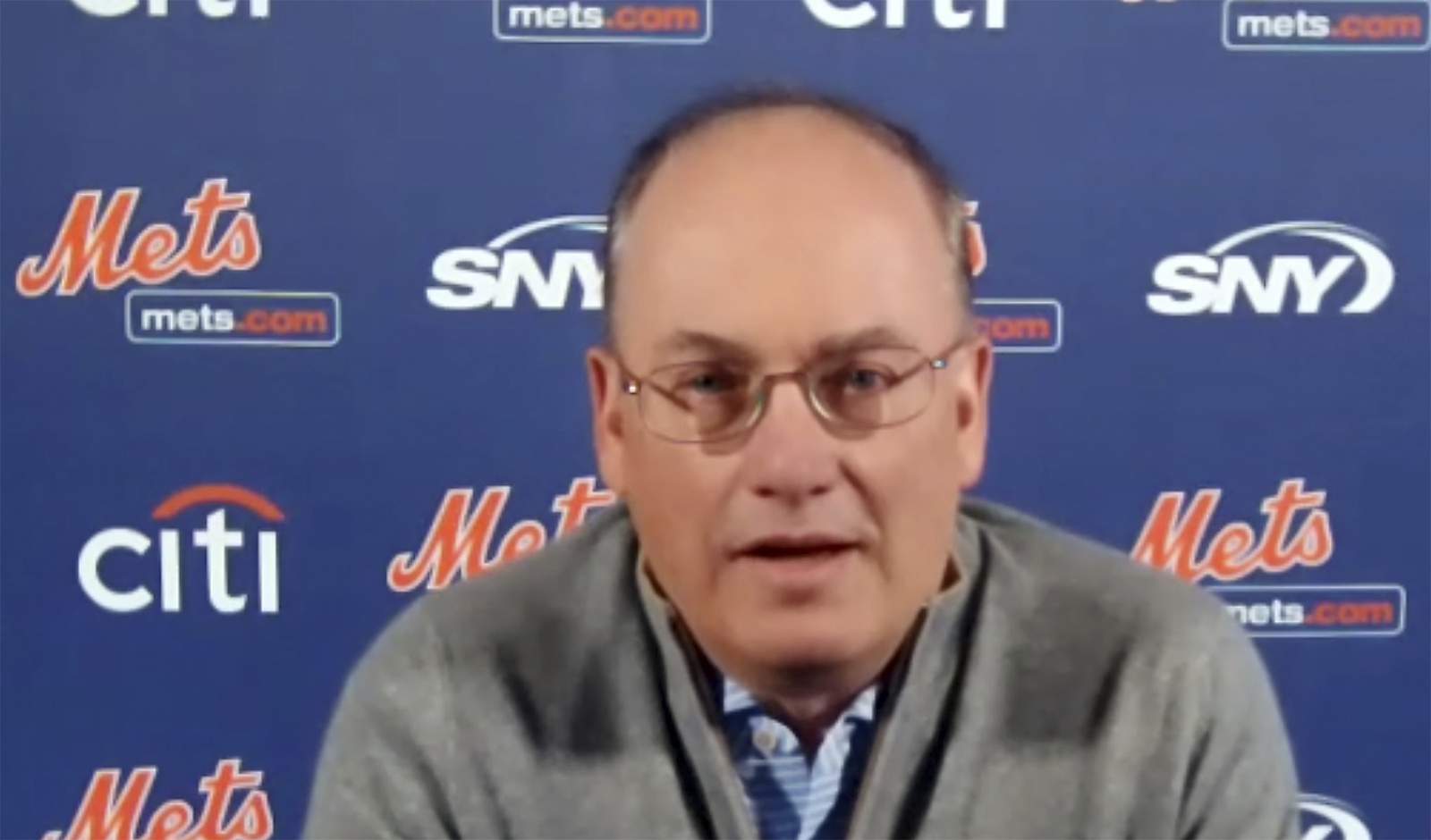 Owner of Mets and hedge fund leaves Twitter, citing threats