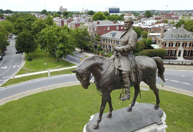 Virginia hopes to remove time capsule along with Lee statue