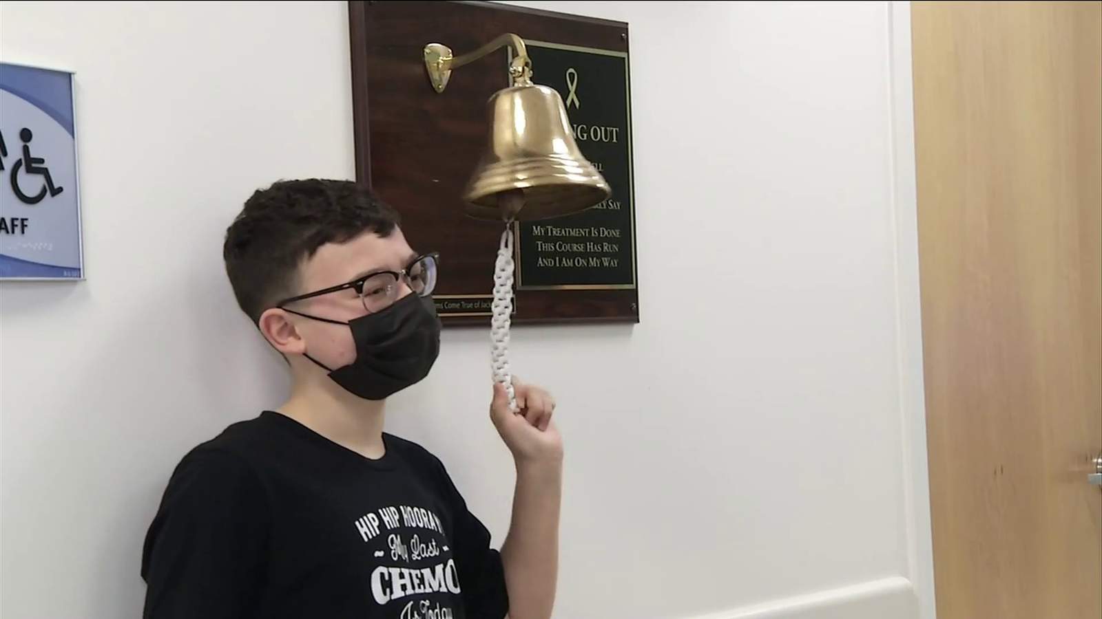 Young cancer survivor rings the bell at Wolfson Children’s Hospital