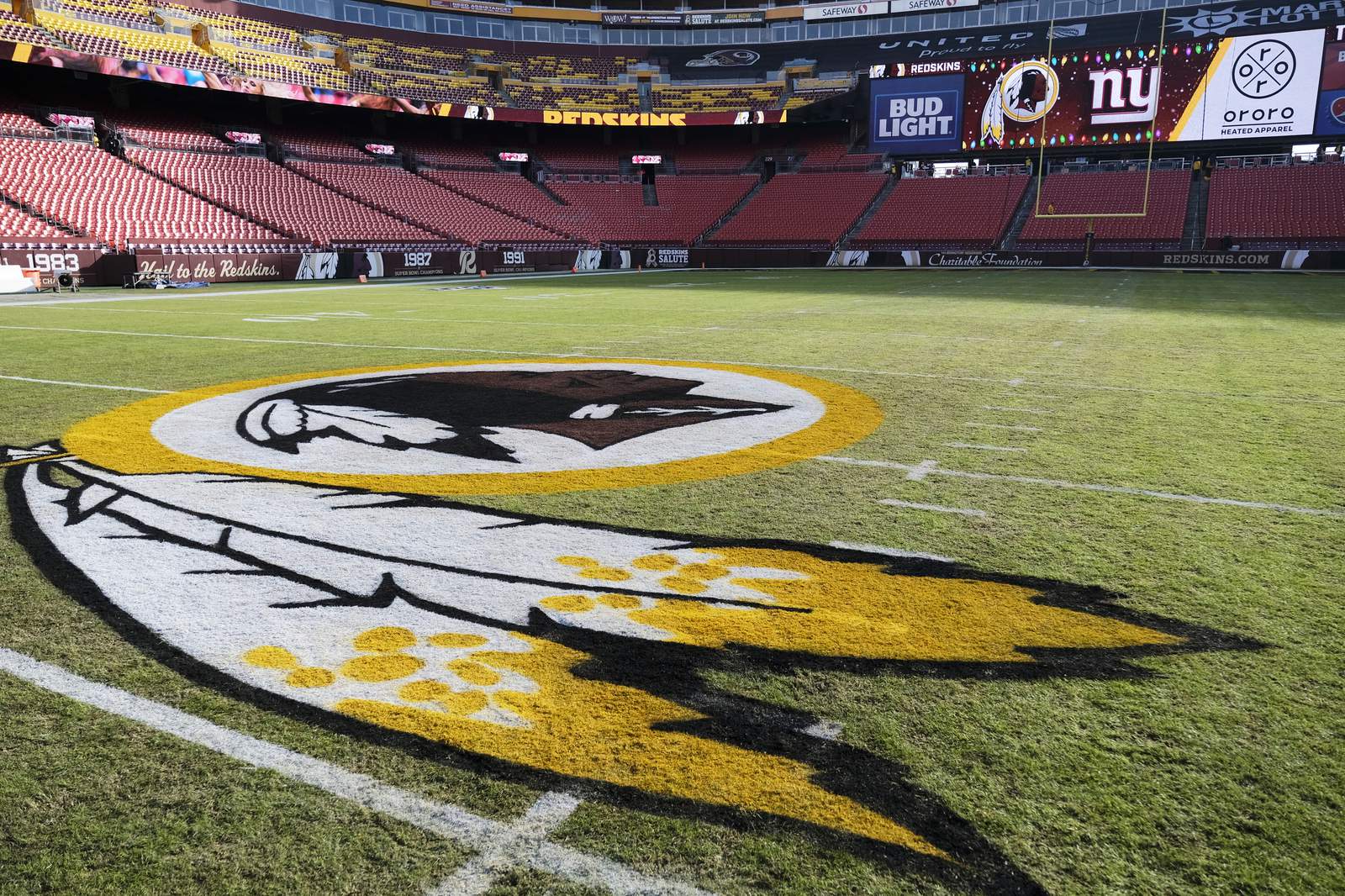Reports: Washington to shed 'Redskins' name Monday