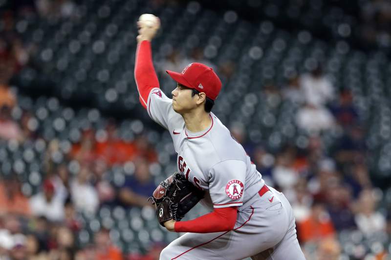 Ohtani, McCullers duel into late innings, Astros beat Angels