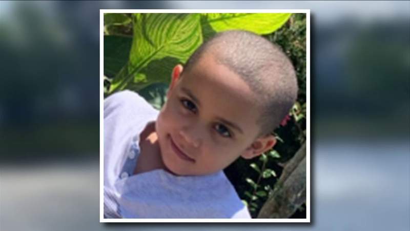 Missing 5-year-old boy found dead in pond, Jacksonville police say
